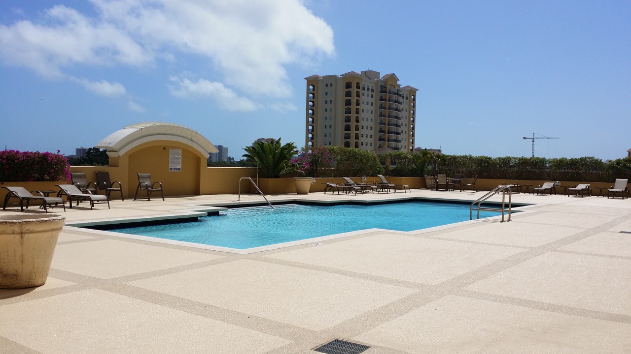 Douglas Grand Roof Top Pool